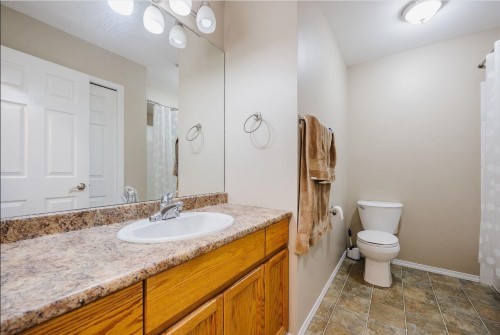 Upper-45821 Thomas Road, Chilliwack, BC 