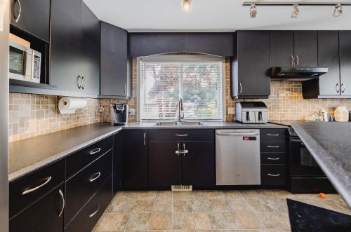 Upper-45821 Thomas Road, Chilliwack, BC 