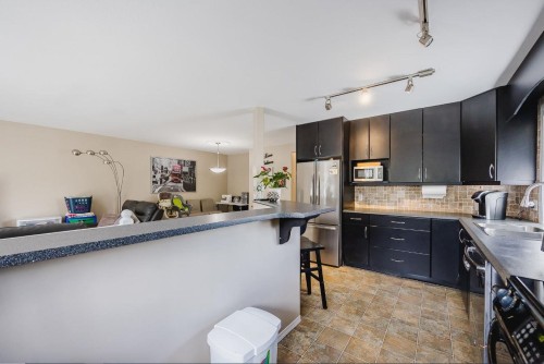 Upper-45821 Thomas Road, Chilliwack, BC 