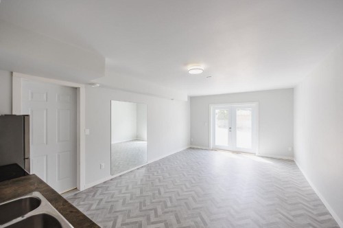 Studio-45821 Thomas Road, Chilliwack, BC 