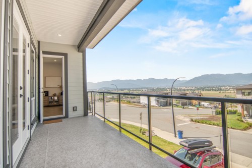 51160 Charlotte Place, Chilliwack, BC 