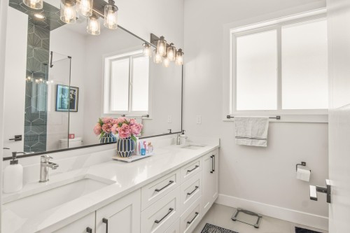 51160 Charlotte Place, Chilliwack, BC 