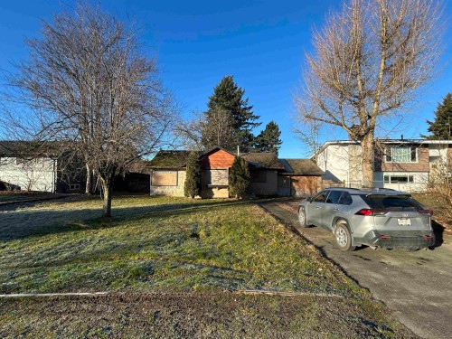 9543 Mcnaught Road  Chilliwack, BC V2P 6E9