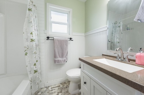 45765 Thomas Road, Chilliwack, BC 