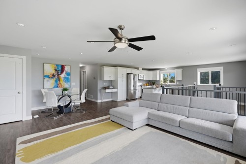 6155 Blackburn Road, Sardis - Greendale, BC 