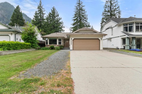19865 Marie Street  Hope, BC V0X 1L2