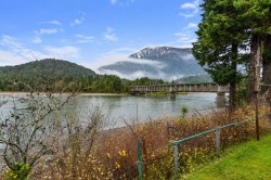 366 Water Avenue Hope, BC V0X 1L0