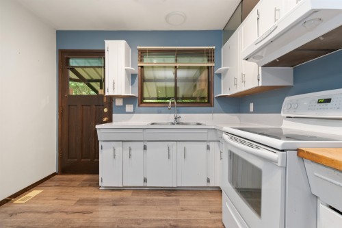 260 Robertson Crescent, Hope, BC 