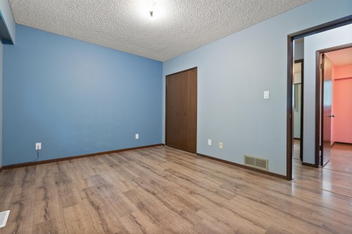 260 Robertson Crescent, Hope, BC 