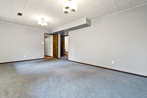 260 Robertson Crescent, Hope, BC 
