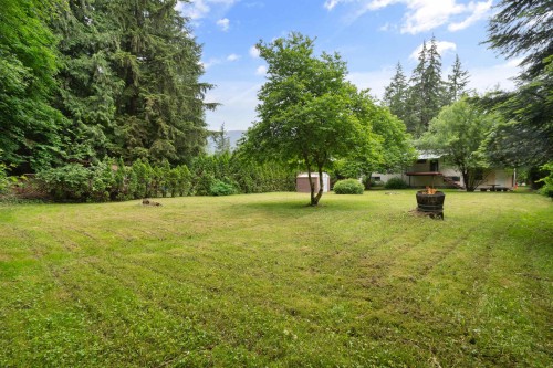 260 Robertson Crescent, Hope, BC 