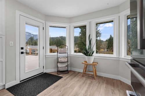 65644 Gardner Drive, Hope, BC 