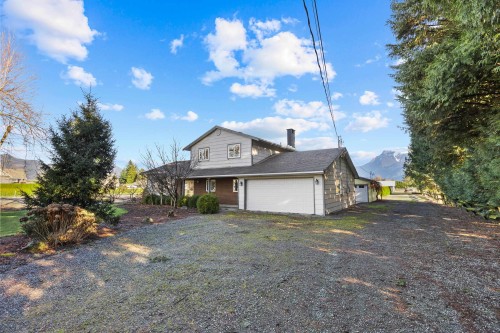 9850 Banford Road, Chilliwack, BC 