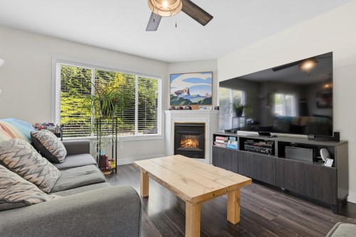 9-46360 Valleyview Road, Chilliwack, BC 