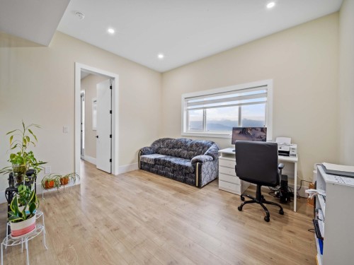 8204 Harvest Place, Chilliwack, BC 