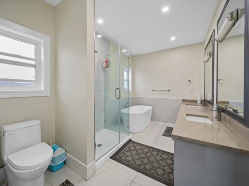 8204 Harvest Place, Chilliwack, BC 