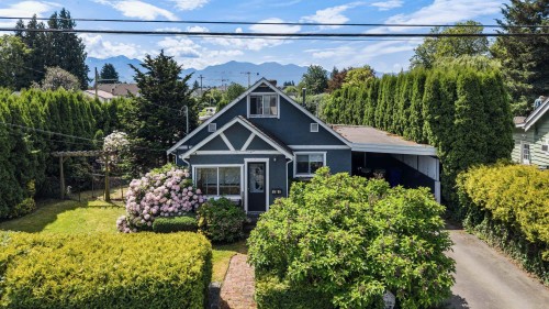 45748 Lewis Avenue  Chilliwack, BC V2P 3C4