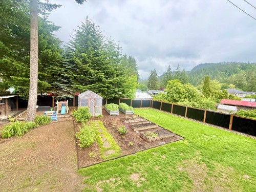 21224 Mountview Crescent, Hope, BC 