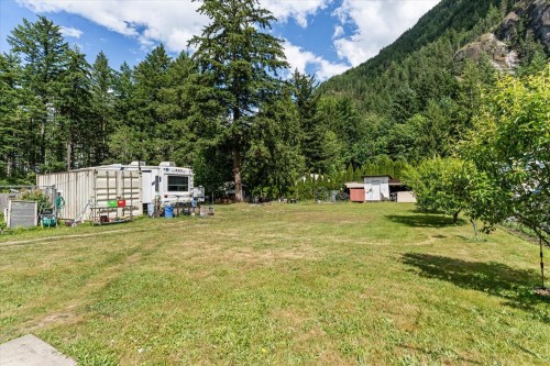 19988 Beacon Road, Hope, BC 