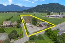 42505 Yale Road Sardis - Greendale, BC V2R 4J4