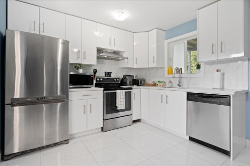 45415 Barton Avenue, Chilliwack, BC 