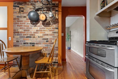 45950 Linzey Road, Cultus Lake, BC - Indoor Photo Showing Dining Room