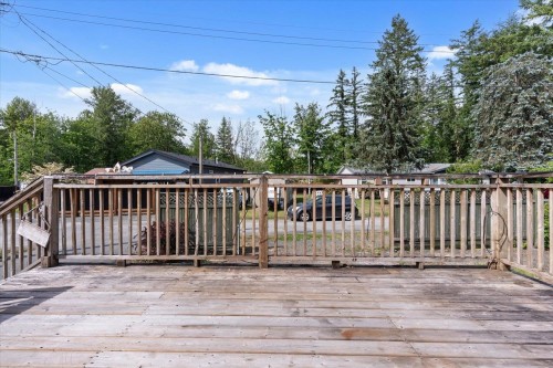 45950 Linzey Road, Cultus Lake, BC - Outdoor With Deck Patio Veranda