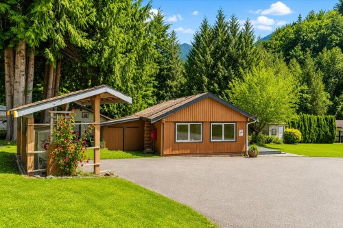 49-1650 Columbia Valley Road, Columbia Valley, BC 