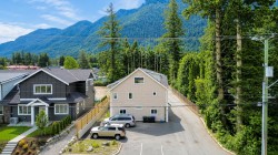 1-548 Park Street Hope, BC V0X 1L0