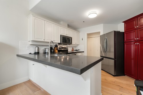 206-45734 Patten Avenue, Chilliwack, BC 