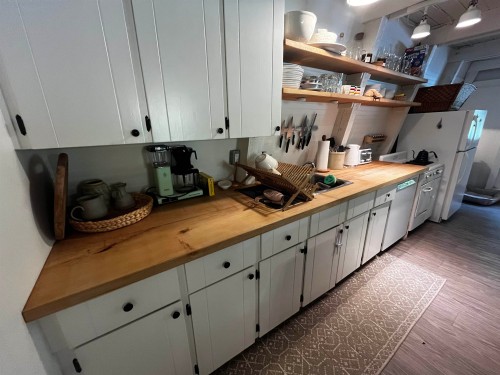 14964 Parkhill Boulevard, Sunshine Valley, BC - Indoor Photo Showing Kitchen