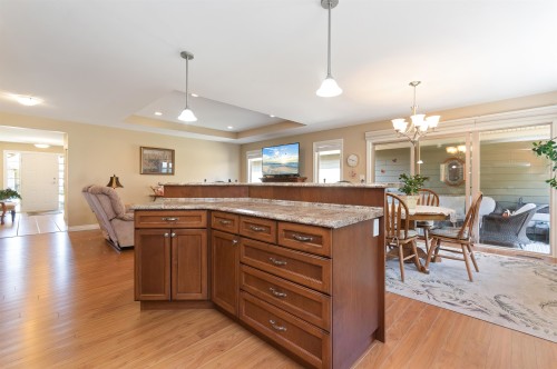 174-46000 Thomas Road, Chilliwack, BC 