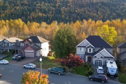 44510 Mclaren Drive Chilliwack, BC V2R 0A3