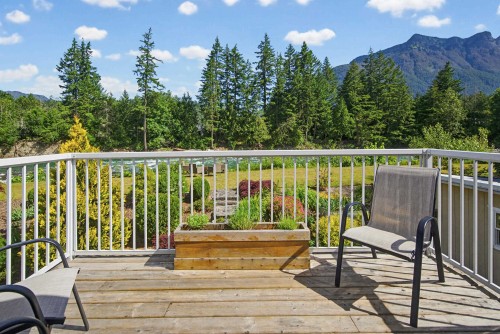 120 Robertson Crescent, Hope, BC 