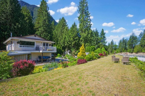 120 Robertson Crescent, Hope, BC 