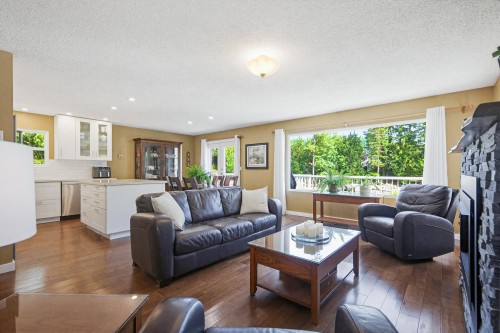 120 Robertson Crescent, Hope, BC 
