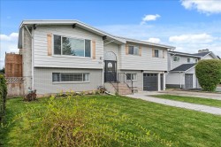 6531 Wiltshire Street Chilliwack, BC V2R 1P8