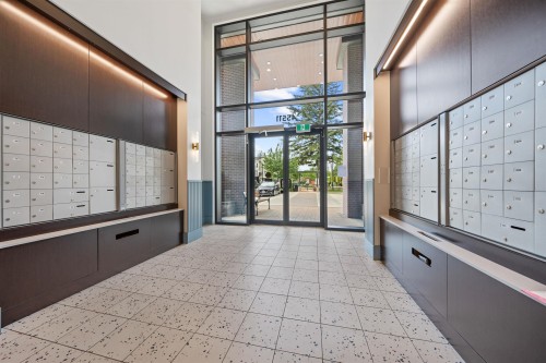 208-45511 Campus Drive, Chilliwack, BC 