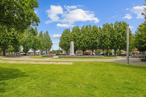 208-45511 Campus Drive, Chilliwack, BC 