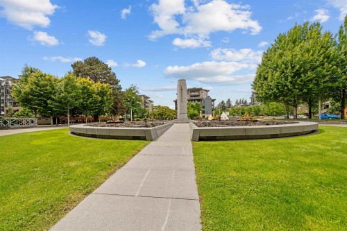 208-45511 Campus Drive, Chilliwack, BC 