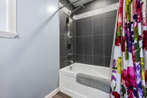 8880 Allard Street, Chilliwack, BC - Indoor