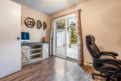 8880 Allard Street, Chilliwack, BC - Indoor Photo Showing Office