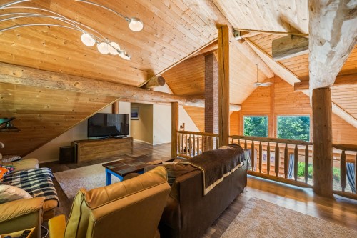 5520 Graham Drive, Ryder Lake, BC 