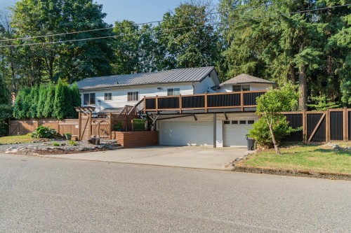 695 Hudson Bay Street  Hope, BC V0X 1L4
