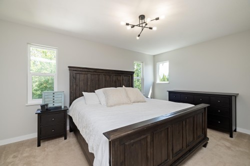 45257 Raven Place, Chilliwack, BC - Indoor Photo Showing Bedroom