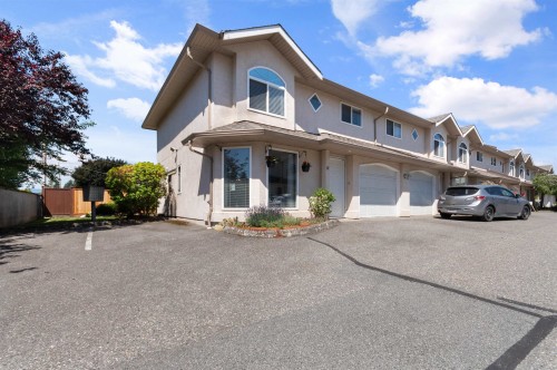 12-9486 Woodbine Street  Chilliwack, BC V2P 5S4