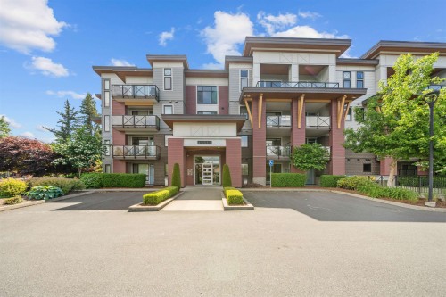 111-45513 Market Way  Chilliwack, BC V2R 6A5