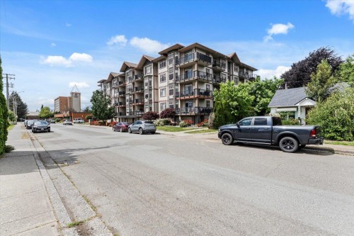 410-46021 Second Avenue, Chilliwack, BC 
