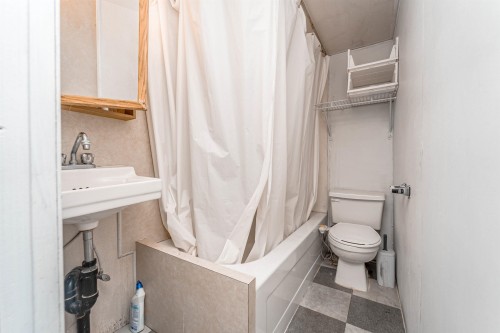 776 7Th Avenue, Hope, BC 