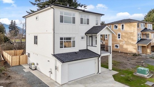 2-45141 Watson Road  Chilliwack, BC V2R 6N2